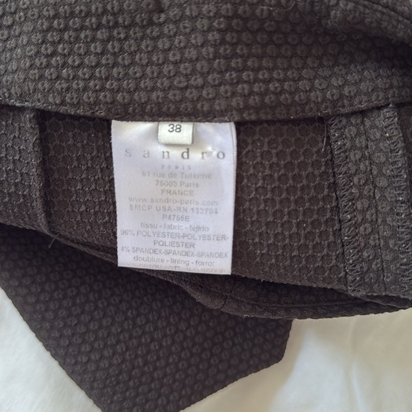 Sandro Paris Ruffled Textured Shorts in BLACK/Polyester S/ EU38 Great Condition - Picture 7 of 8